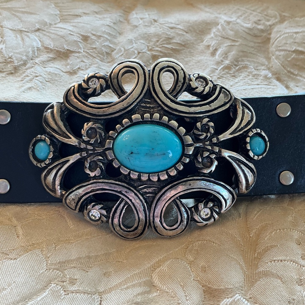 Ladies Turquoise and Silver Ornate Buckle with Black studded leather Belt.